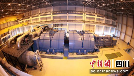 “华龙一号”全球首堆示范工程福清核电汽轮发电机组。w66给利老牌电气 供图